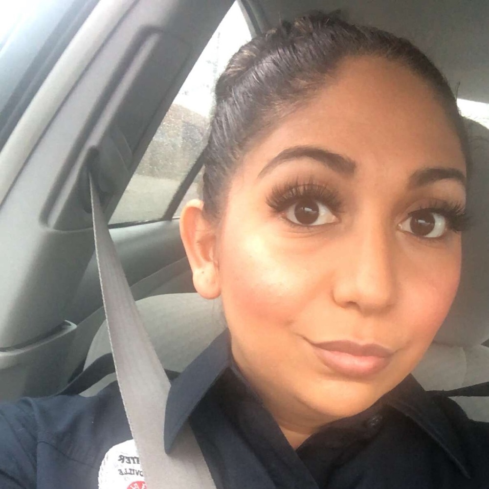 Meet your Posher, Stephanie